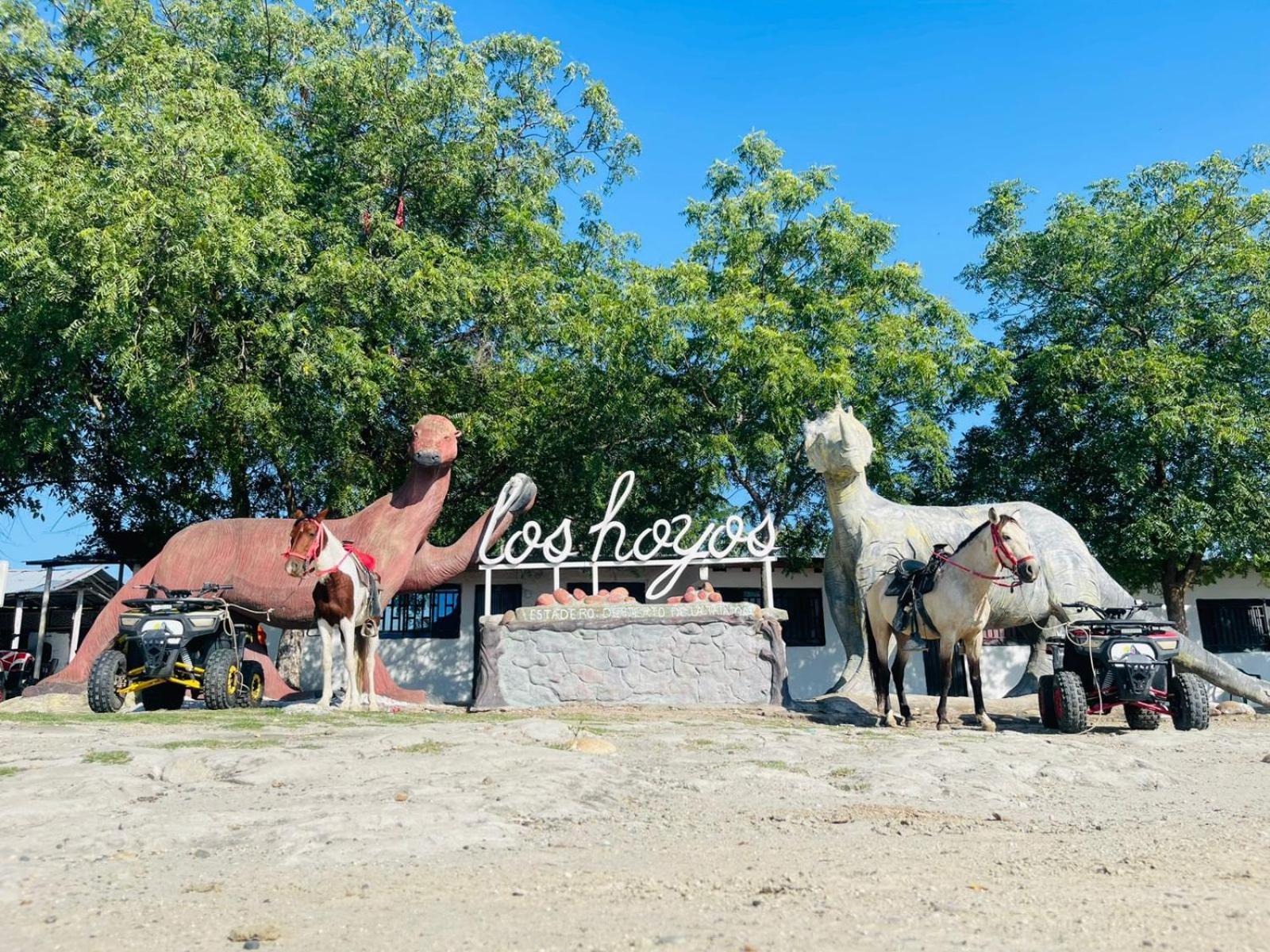 Estadero Los Hoyos Villavieja Luaran gambar