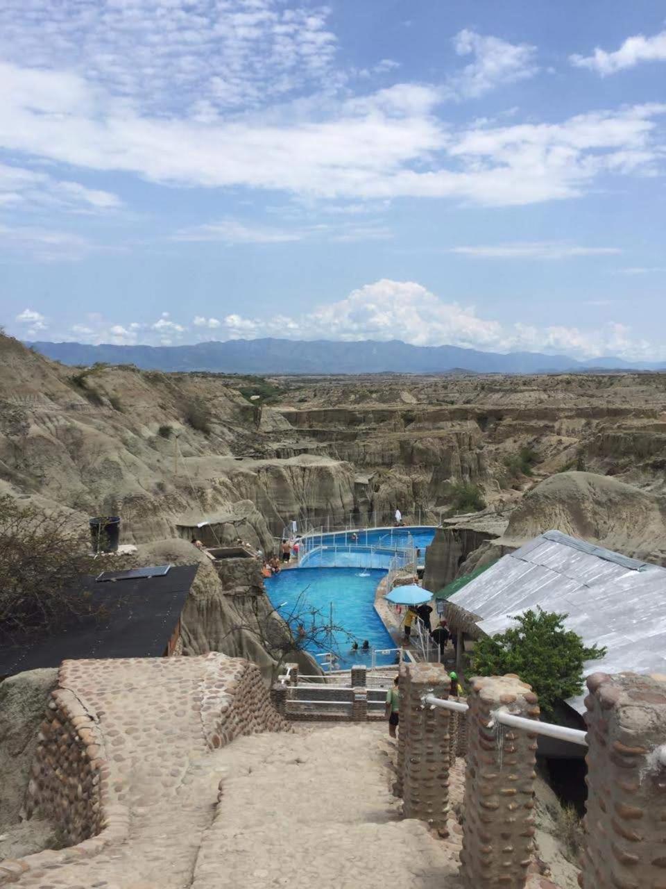 Estadero Los Hoyos Villavieja Luaran gambar